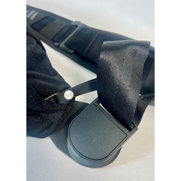 NWOT Fuller Foundary Crossbody Backpack NWOT Black Adjustable Shoulder - Picture 7 of 10